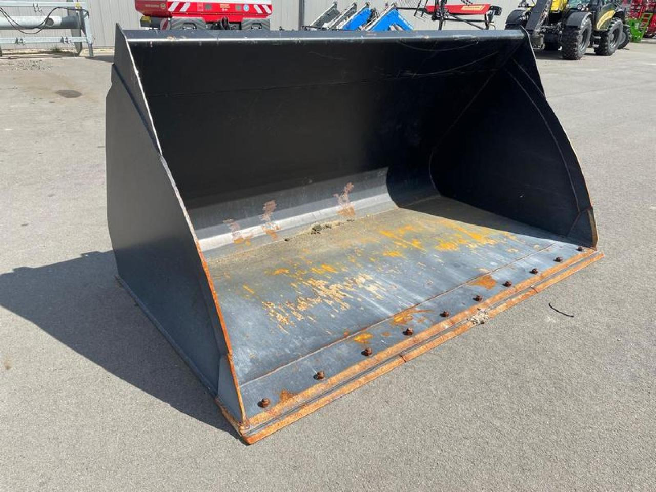 LEICHTGUTSCHAUFEL NEW HOLLAND CASE - Cazo cargador: foto 4 LEICHTGUTSCHAUFEL NEW HOLLAND CASE - Cazo cargador: foto 4