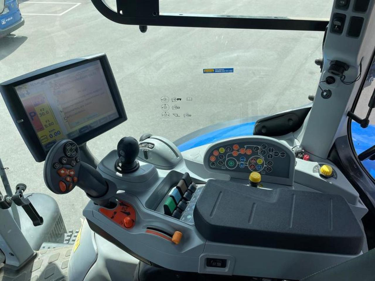 Tractor New Holland T 7.270 AUTOCOMMAND AKTION: foto 8