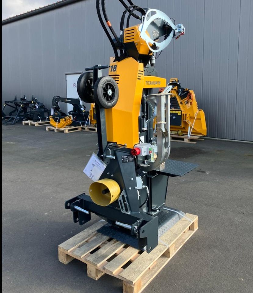 UNIFOREST TITANIUM 18CD+E - Astilladora de leña: foto 3 UNIFOREST TITANIUM 18CD+E - Astilladora de leña: foto 3