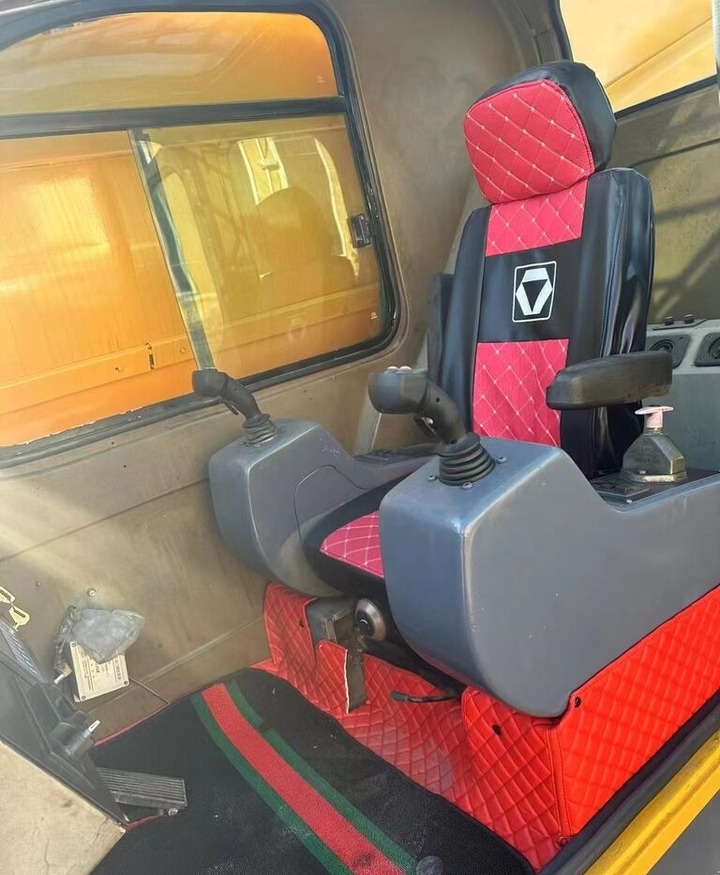 Autogrúa XCMG XCT50 QY50K QY70K QY100K QY130K 35 50 70 80 130 truck crane [ Copy ]: foto 9