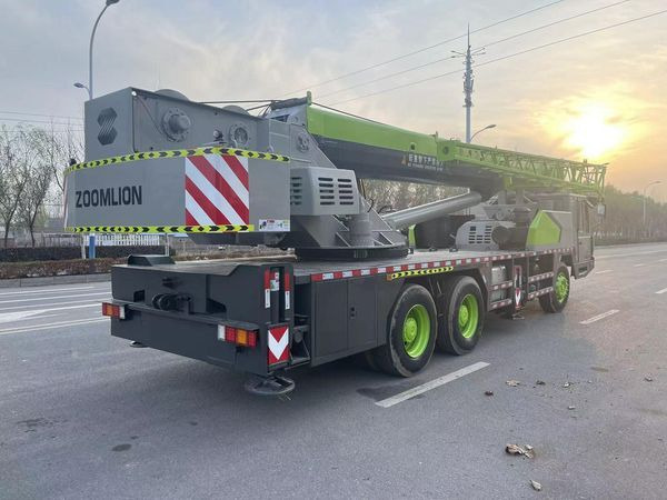Zoomlion Zoomlion ZTC251V 25 Ton High Quality Mobile Hydraulic Truck Cran - Autogrúa: foto 4 Zoomlion Zoomlion ZTC251V 25 Ton High Quality Mobile Hydraulic Truck Cran - Autogrúa: foto 4