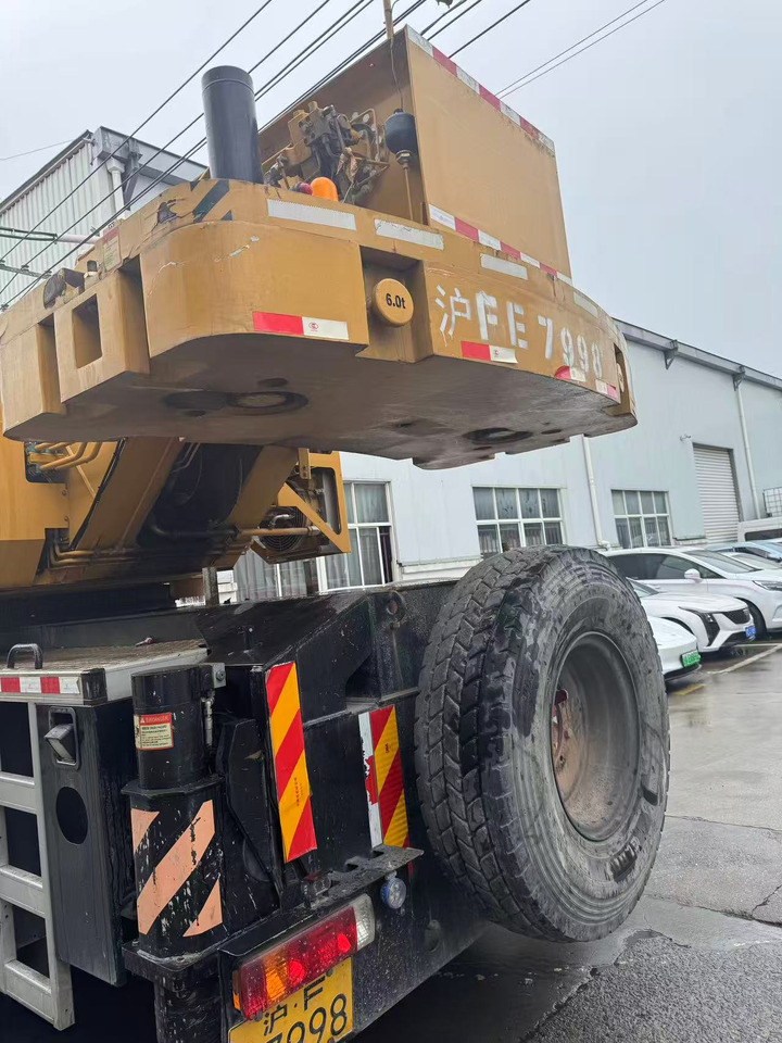 SanySTC 800 T5 E5 T6 E6 80TON Used crane 100ton - Autogrúa: foto 4 SanySTC 800 T5 E5 T6 E6 80TON Used crane 100ton - Autogrúa: foto 4