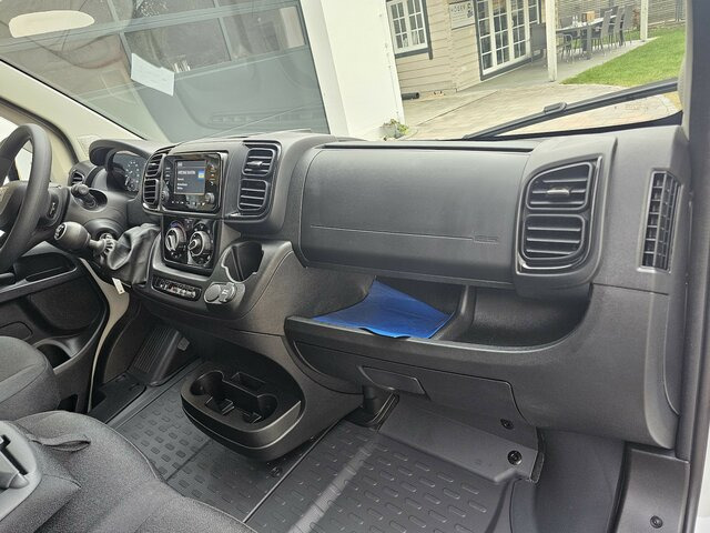 Furgón nuevo FIAT Ducato 35 140 Serie10-9.2 Modell 25 L2H1 sofort...: foto 17 Furgón nuevo FIAT Ducato 35 140 Serie10-9.2 Modell 25 L2H1 sofort...: foto 17