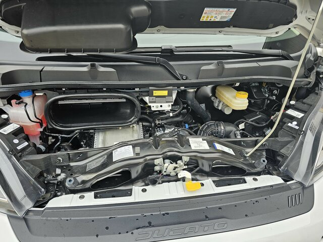 Furgón nuevo FIAT Ducato 35 140 Serie10-9.2 Modell 25 L2H1 sofort...: foto 14 Furgón nuevo FIAT Ducato 35 140 Serie10-9.2 Modell 25 L2H1 sofort...: foto 14