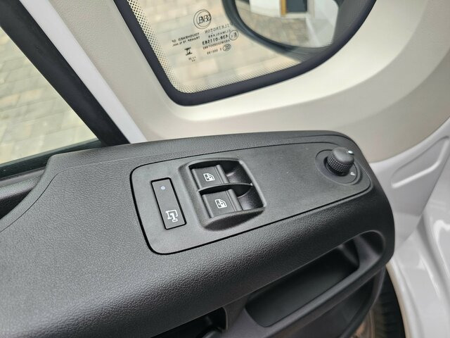 Furgón nuevo FIAT Ducato 35 140 Serie10-9.2 Modell 25 L2H1 sofort...: foto 39 Furgón nuevo FIAT Ducato 35 140 Serie10-9.2 Modell 25 L2H1 sofort...: foto 39