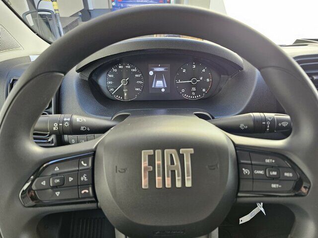 FIAT Ducato 35 MAXI 180 Koffer Automatik Seitentüre... - Furgoneta: foto 3 FIAT Ducato 35 MAXI 180 Koffer Automatik Seitentüre... - Furgoneta: foto 3