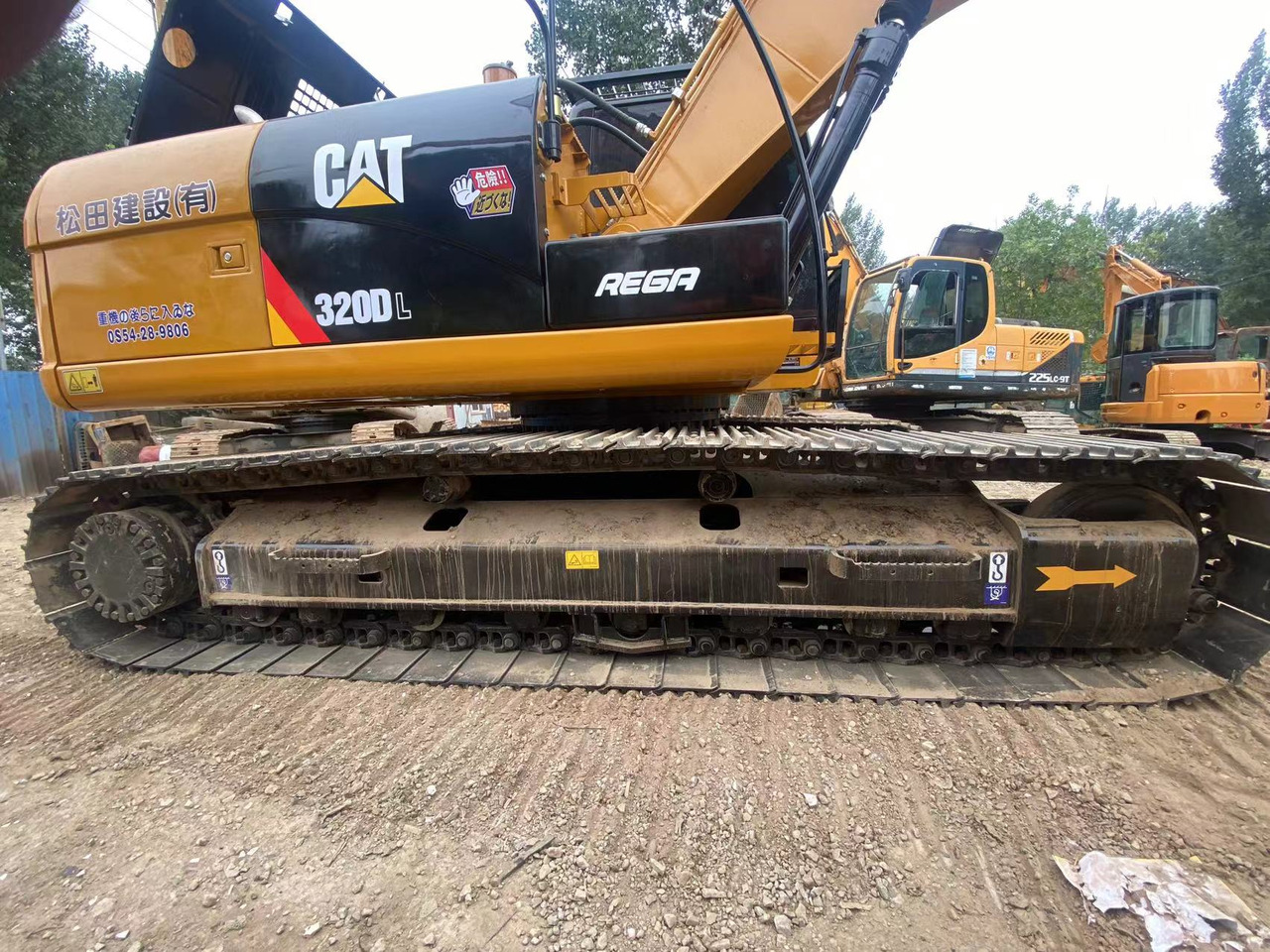 CAT 320DL used excavator - Excavadora de cadenas: foto 3 CAT 320DL used excavator - Excavadora de cadenas: foto 3
