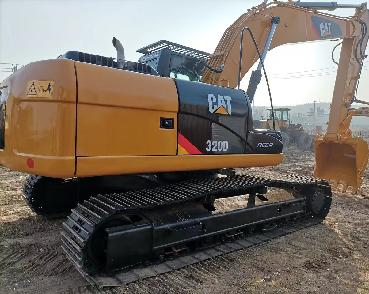 CAT 320DL used excavator - Excavadora de cadenas: foto 1 CAT 320DL used excavator - Excavadora de cadenas: foto 1