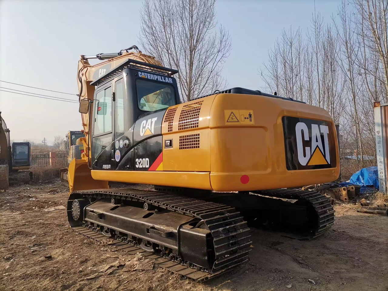 CAT 320DL used excavator - Excavadora de cadenas: foto 3 CAT 320DL used excavator - Excavadora de cadenas: foto 3