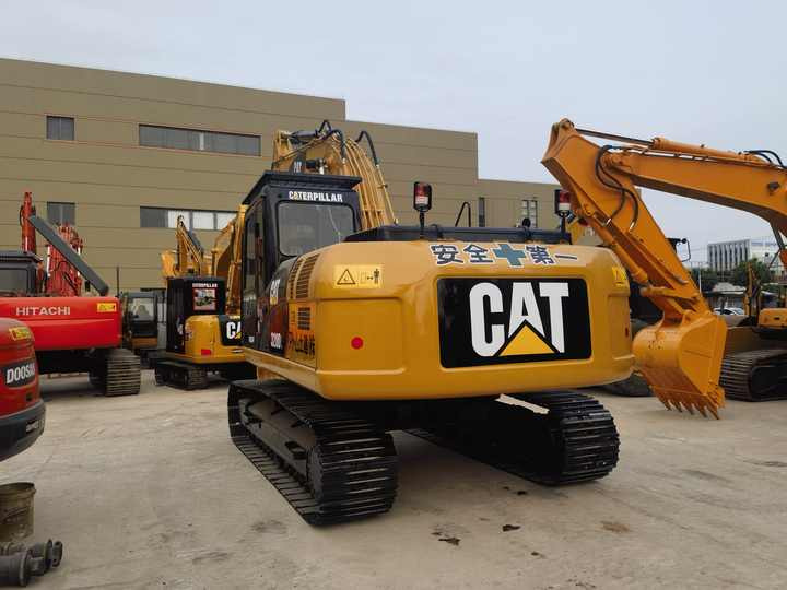 CAT SECOND HAND 320DL 325D excavator CAT 320D2 with perfect function Excavator Japan Cheap used excavators machine FOR SALE - Excavadora de cadenas: foto 3 CAT SECOND HAND 320DL 325D excavator CAT 320D2 with perfect function Excavator Japan Cheap used excavators machine FOR SALE - Excavadora de cadenas: foto 3