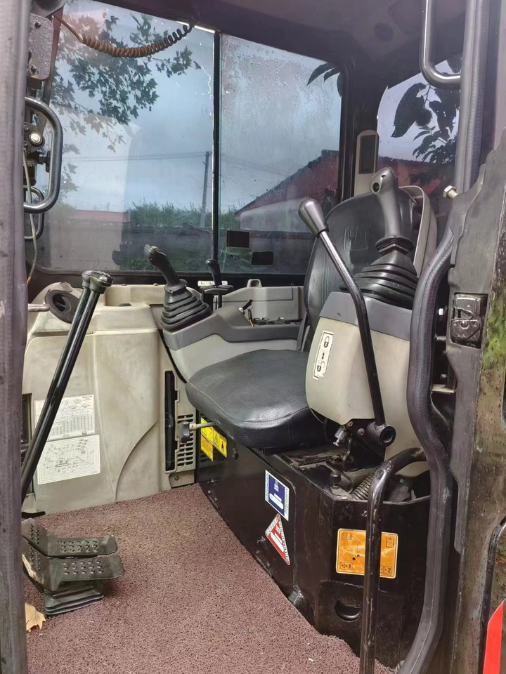 CATERPILLAR CAT 303.5E MINI Crawler excavator - Miniexcavadora: foto 2 CATERPILLAR CAT 303.5E MINI Crawler excavator - Miniexcavadora: foto 2