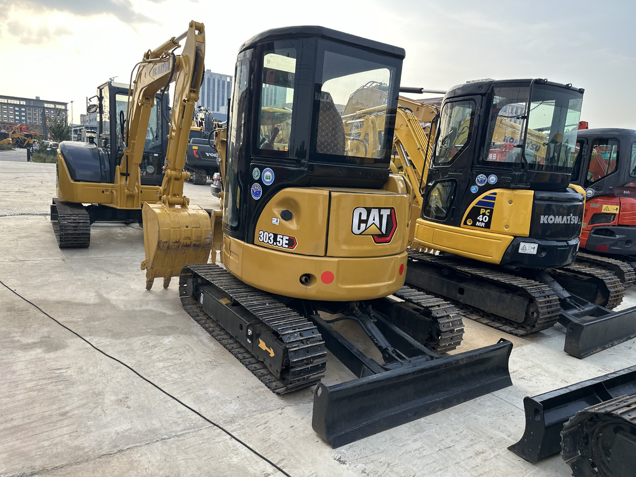 CATERPILLAR CAT 303.5E MINI Crawler excavator - Miniexcavadora: foto 5 CATERPILLAR CAT 303.5E MINI Crawler excavator - Miniexcavadora: foto 5