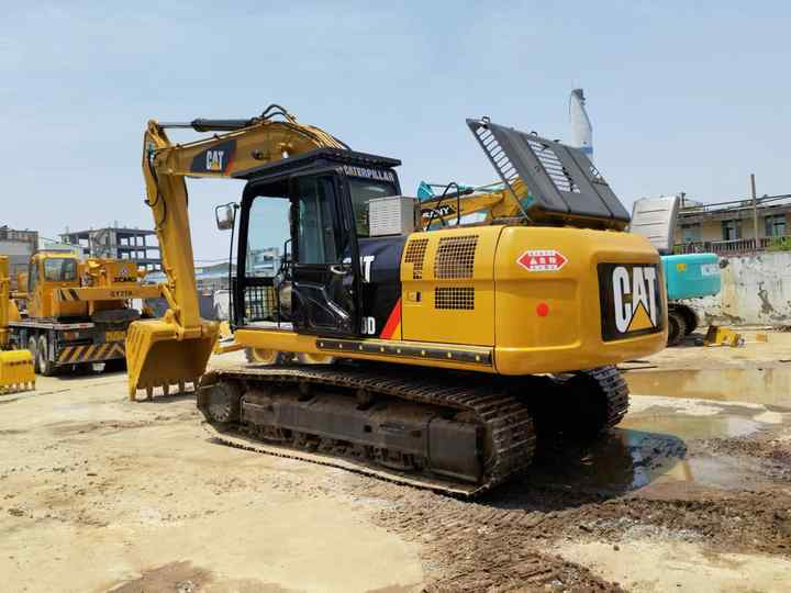 Caterpillar excavator 320D used crawler excavator CAT 320D 320D2 20 ton cheap price machine - Excavadora de cadenas: foto 2 Caterpillar excavator 320D used crawler excavator CAT 320D 320D2 20 ton cheap price machine - Excavadora de cadenas: foto 2