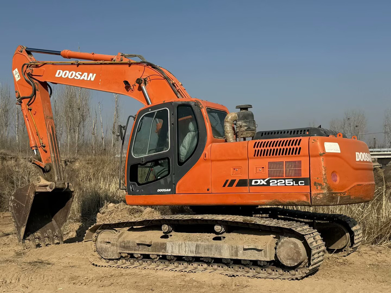 DOOSAN Doosan DX225LC Crawler excavator - Excavadora de cadenas: foto 3 DOOSAN Doosan DX225LC Crawler excavator - Excavadora de cadenas: foto 3
