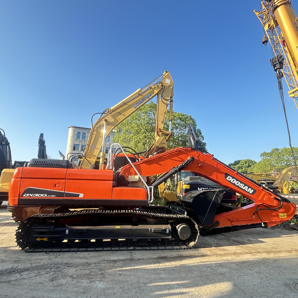 Doosan DX300LC Crawler Excavator - Excavadora de cadenas: foto 1 Doosan DX300LC Crawler Excavator - Excavadora de cadenas: foto 1