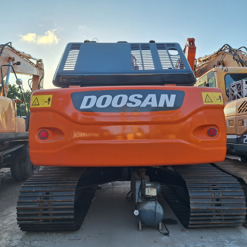 Doosan Dx225LC-9C Crawler Excavator - Excavadora de cadenas: foto 5 Doosan Dx225LC-9C Crawler Excavator - Excavadora de cadenas: foto 5