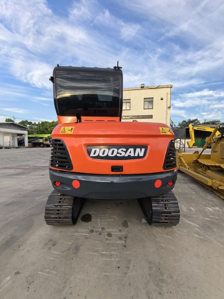 Doosan Dx60 Crawler Excavator - Excavadora de cadenas: foto 3 Doosan Dx60 Crawler Excavator - Excavadora de cadenas: foto 3