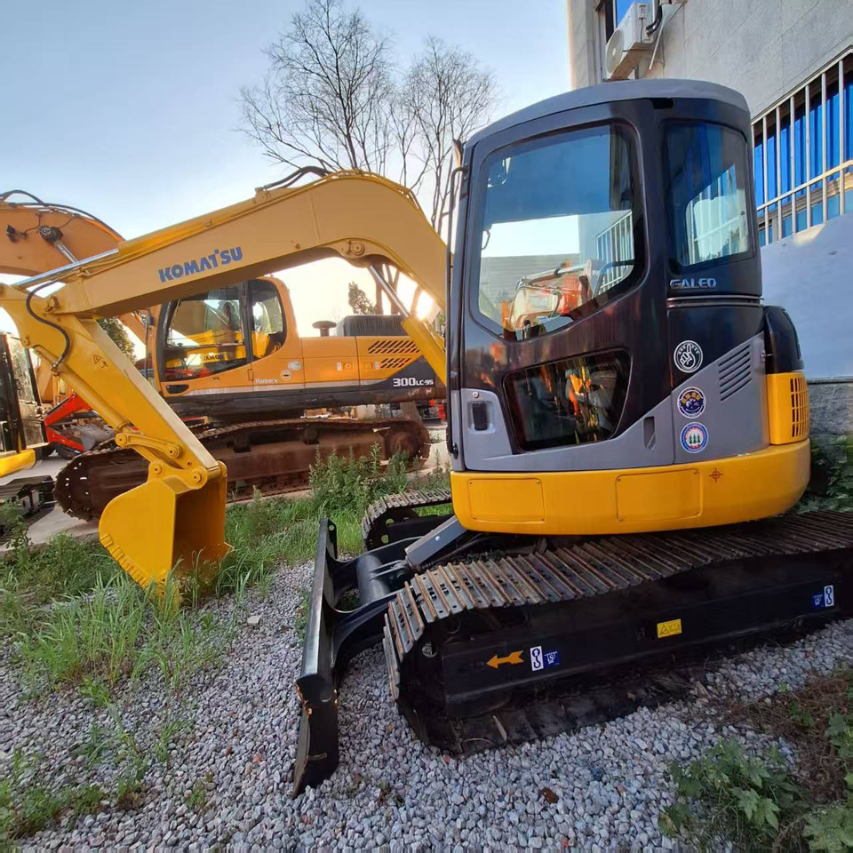 Komatsu pc78 Excavator - Excavadora de cadenas: foto 5 Komatsu pc78 Excavator - Excavadora de cadenas: foto 5