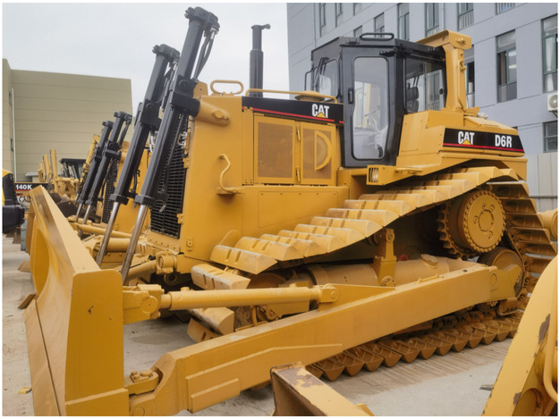 Original Japan Used Bulldozer CAT D6R LGP For Sale used cat d6r caterpillar bulldozer in stock - Bulldozer: foto 1 Original Japan Used Bulldozer CAT D6R LGP For Sale used cat d6r caterpillar bulldozer in stock - Bulldozer: foto 1