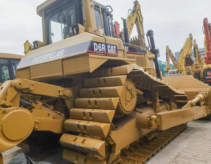 Original Japan Used CAT D6R Bulldozer Second Hand CAT D6R Bulldozer with fast delivery and low price for sale - Bulldozer: foto 4 Original Japan Used CAT D6R Bulldozer Second Hand CAT D6R Bulldozer with fast delivery and low price for sale - Bulldozer: foto 4