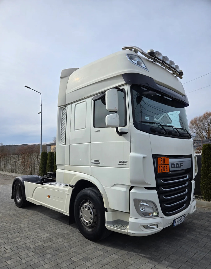 DAF XF 480 SUPER SPACE CAB - Cabeza tractora: foto 2 DAF XF 480 SUPER SPACE CAB - Cabeza tractora: foto 2