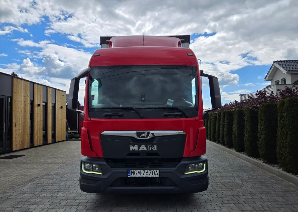 Leasing financiero de  MAN TGL 12.250 leasing MAN TGL 12.250: foto 9