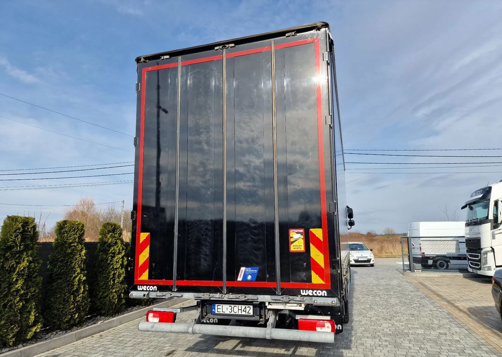 DAF XF 530 SUPER SPACE CAB /SSC / ACC /EURO 6 - Camión lona: foto 4 DAF XF 530 SUPER SPACE CAB /SSC / ACC /EURO 6 - Camión lona: foto 4