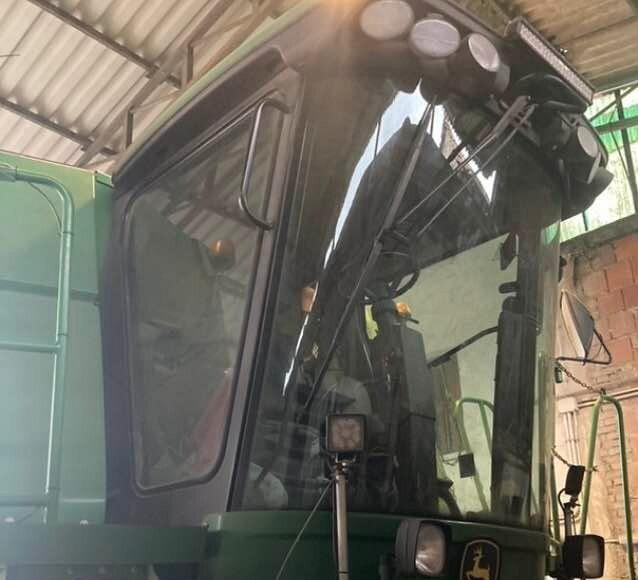 Mietitrebbia John Deere S 560 - Cosechadora de granos: foto 1 Mietitrebbia John Deere S 560 - Cosechadora de granos: foto 1