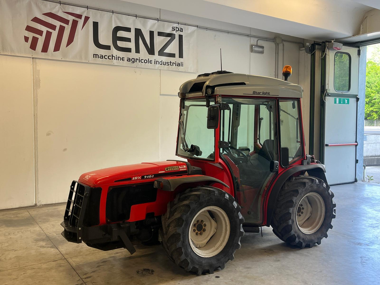 ANTONIO CARRARO SRX 9400 - Tractor: foto 4 ANTONIO CARRARO SRX 9400 - Tractor: foto 4