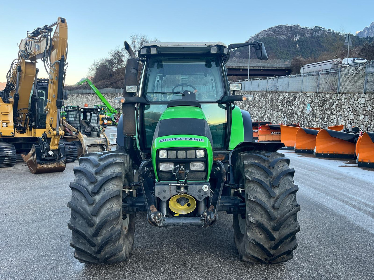 DEUTZ AGROTRON K 420 - Tractor: foto 3 DEUTZ AGROTRON K 420 - Tractor: foto 3