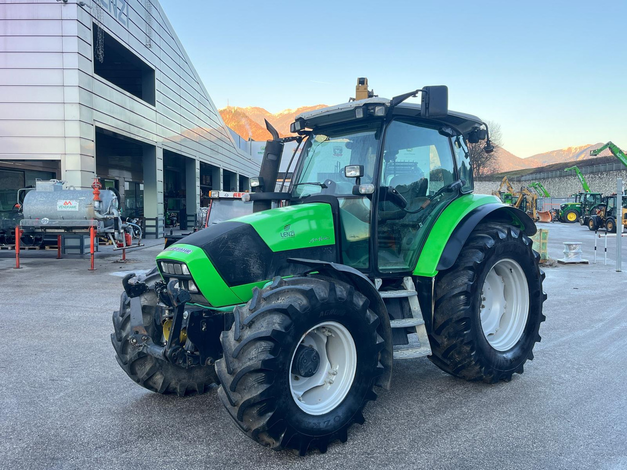 DEUTZ AGROTRON K 420 - Tractor: foto 2 DEUTZ AGROTRON K 420 - Tractor: foto 2