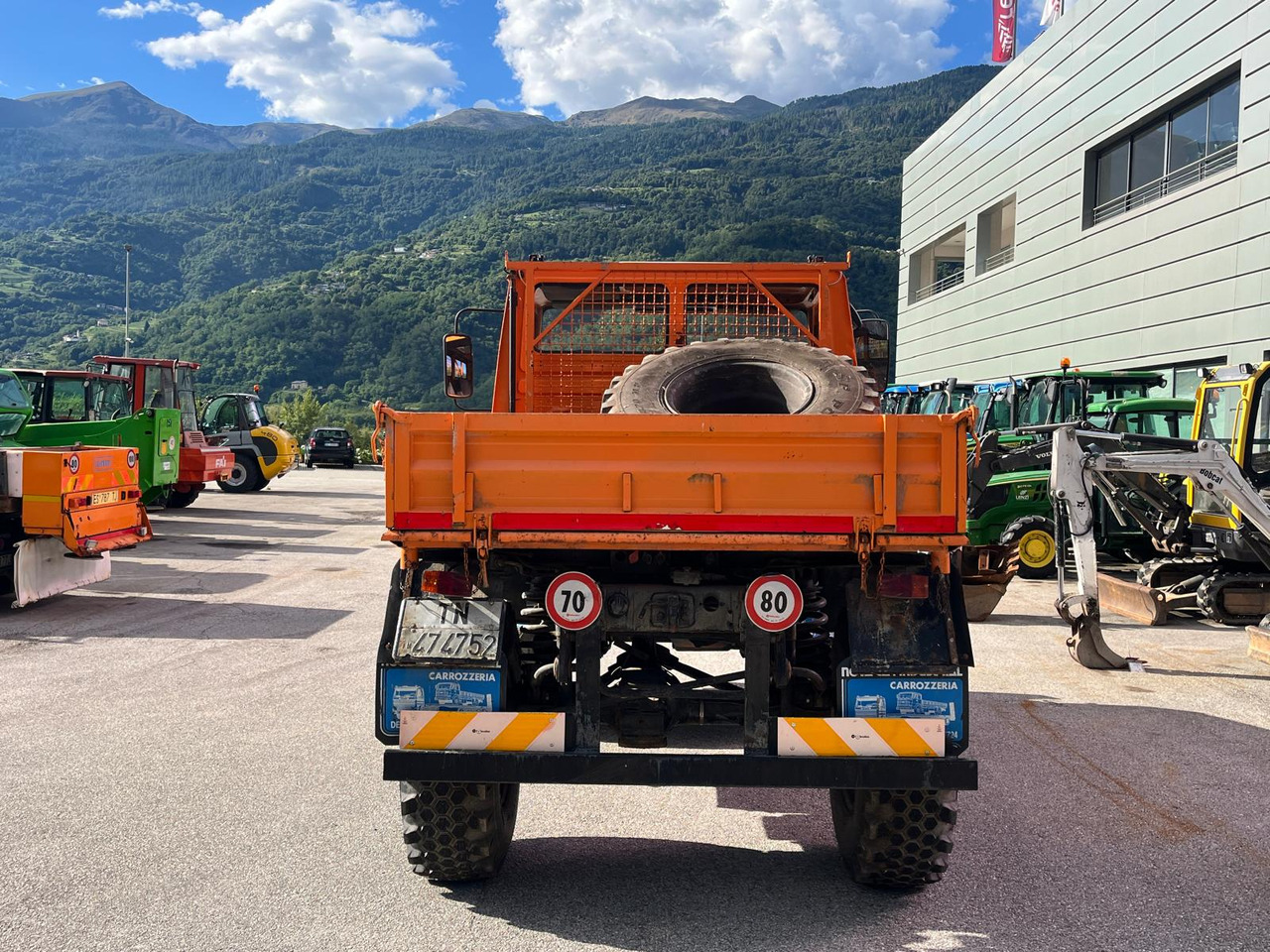 Volquete camión MERCEDES BENZ UNIMOG U1200 – 70: foto 7