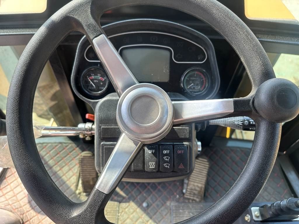 Retroexcavadora CAT 420 F: foto 21 Retroexcavadora CAT 420 F: foto 21