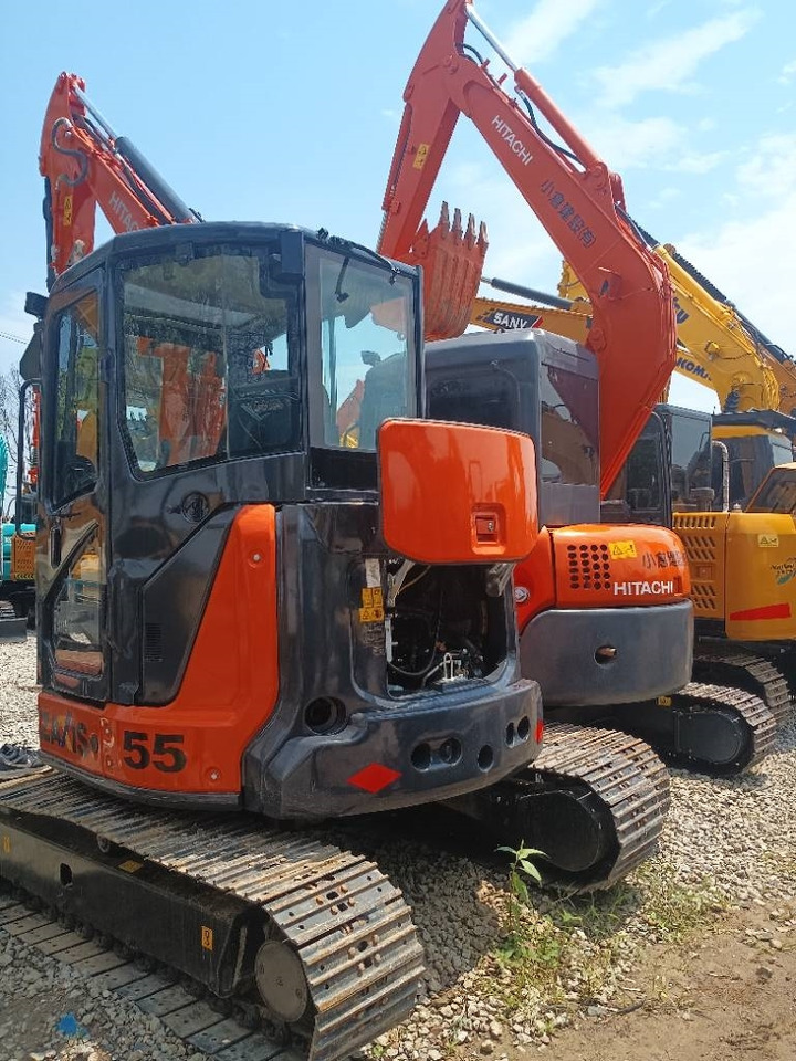 Hitachi 55 - Miniexcavadora: foto 3 Hitachi 55 - Miniexcavadora: foto 3