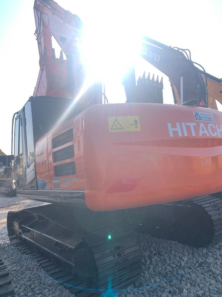 Hitachi Zaxis 200 LC - Excavadora de cadenas: foto 5 Hitachi Zaxis 200 LC - Excavadora de cadenas: foto 5