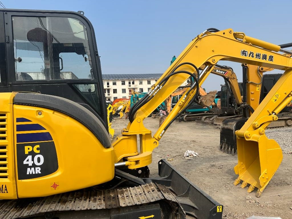 Komatsu 40MR - Excavadora de cadenas: foto 2 Komatsu 40MR - Excavadora de cadenas: foto 2