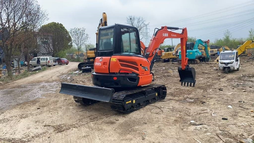 Kubota 155  - Excavadora de cadenas: foto 5 Kubota 155  - Excavadora de cadenas: foto 5