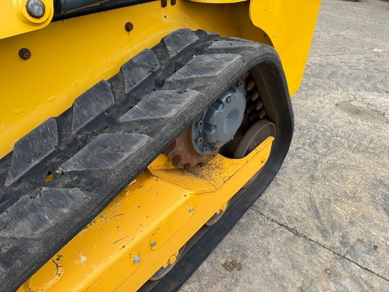 Cargadora de cadenas Gehl RT165: foto 8 Cargadora de cadenas Gehl RT165: foto 8