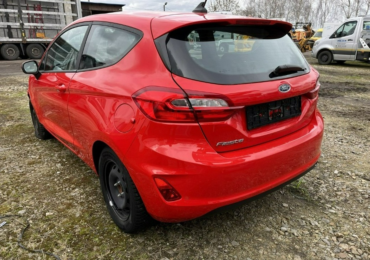 Ford Fiesta IX LIFT 1.1 Benzyna 75KM Klima Carplay Pakiet Winter Cool&Connect 2021 - Hatchback: foto 1 Ford Fiesta IX LIFT 1.1 Benzyna 75KM Klima Carplay Pakiet Winter Cool&Connect 2021 - Hatchback: foto 1