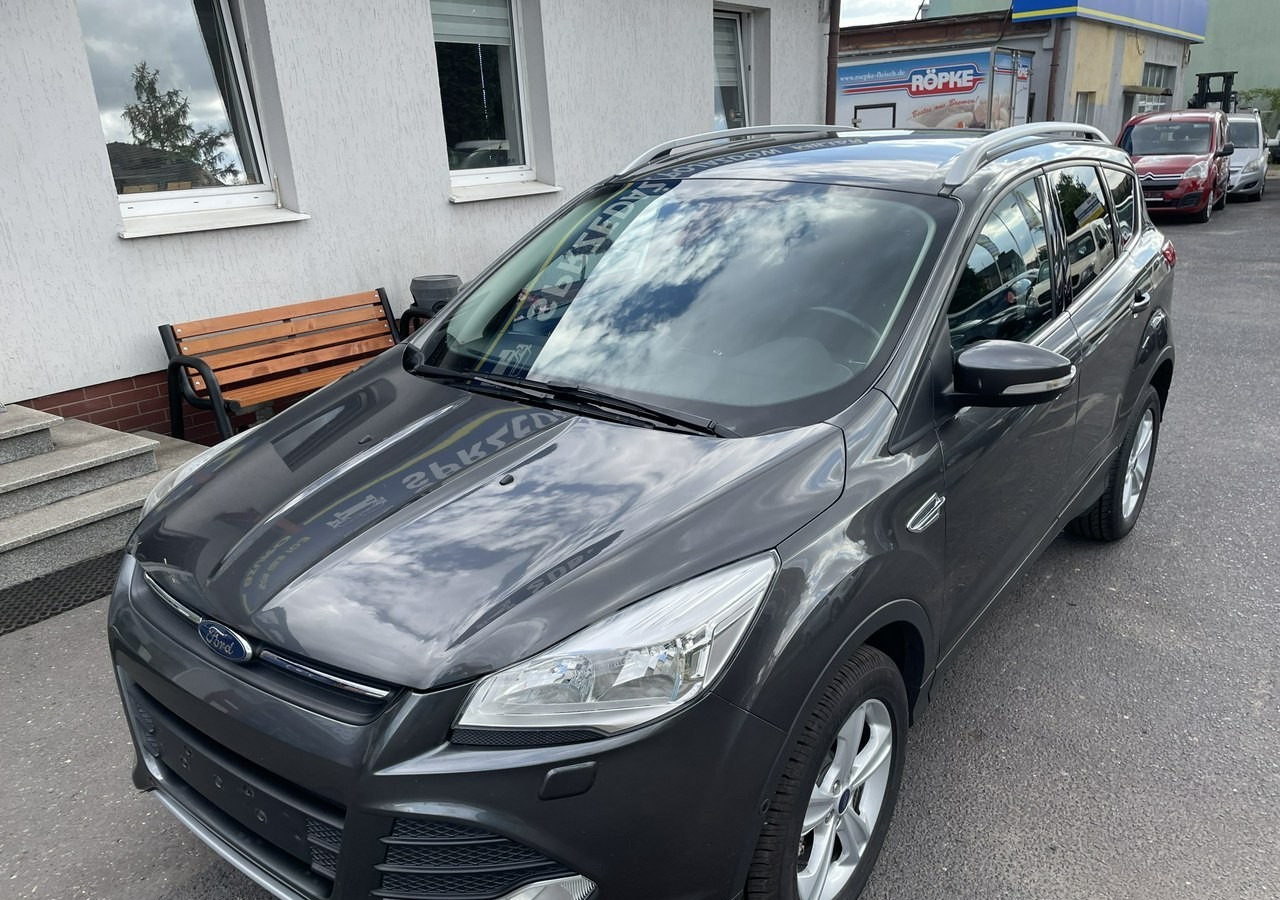 Ford Kuga II Ford Kuga 1.5 EcoBoost Bogate wyposażenie 63558km Model 2016 - SUV/ Todoterreno: foto 1 Ford Kuga II Ford Kuga 1.5 EcoBoost Bogate wyposażenie 63558km Model 2016 - SUV/ Todoterreno: foto 1