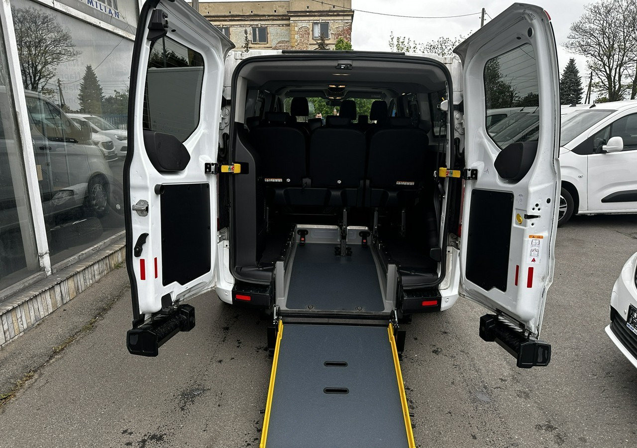 Ford Transit Custom Custom do przewozu Niepełnosprawnych inwalida rampa Model 2021 PFRO - Furgoneta de pasajeros: foto 1 Ford Transit Custom Custom do przewozu Niepełnosprawnych inwalida rampa Model 2021 PFRO - Furgoneta de pasajeros: foto 1