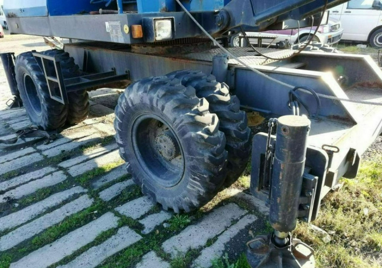Inna Inny Dźwig Samojezdny Żuraw podnośnik SENNEBOGEN S612M 14m - Autogrúa: foto 3 Inna Inny Dźwig Samojezdny Żuraw podnośnik SENNEBOGEN S612M 14m - Autogrúa: foto 3