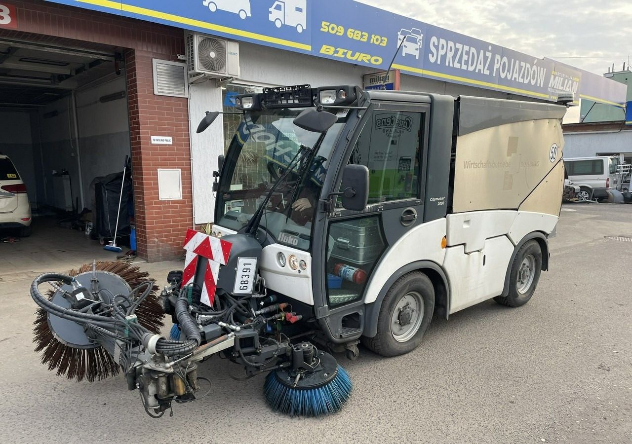 Inna Inny Hako Citymaster 2000 Zamiatarka odkurzacz 4408 mth 2017 - Barredora vial: foto 2 Inna Inny Hako Citymaster 2000 Zamiatarka odkurzacz 4408 mth 2017 - Barredora vial: foto 2