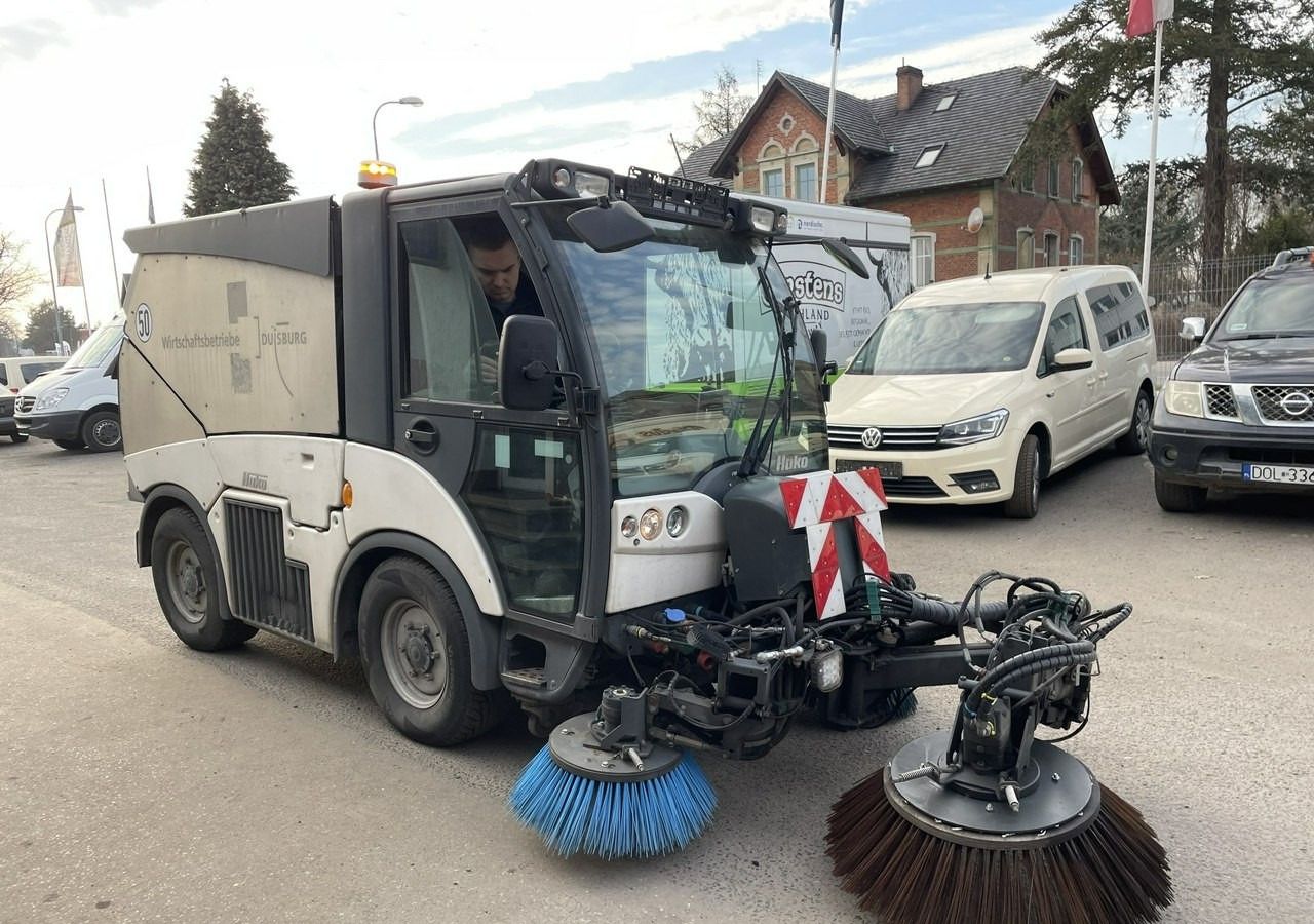 Inna Inny Hako Citymaster 2000 Zamiatarka odkurzacz 4408 mth 2017 - Barredora vial: foto 1 Inna Inny Hako Citymaster 2000 Zamiatarka odkurzacz 4408 mth 2017 - Barredora vial: foto 1