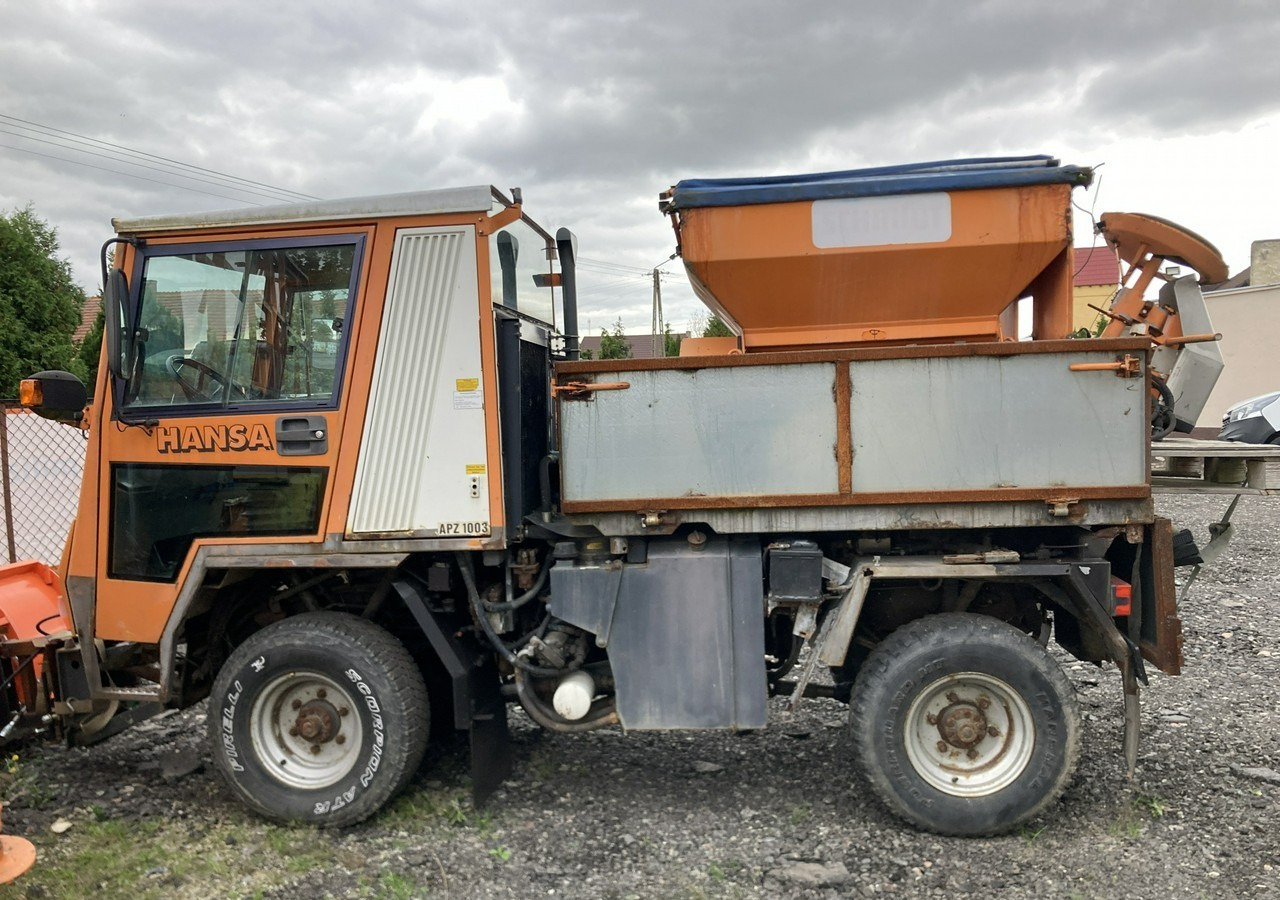 Inna Inny Hansa 4X4 pług posypywarka wywrotka - Máquina quitanieve: foto 5 Inna Inny Hansa 4X4 pług posypywarka wywrotka - Máquina quitanieve: foto 5