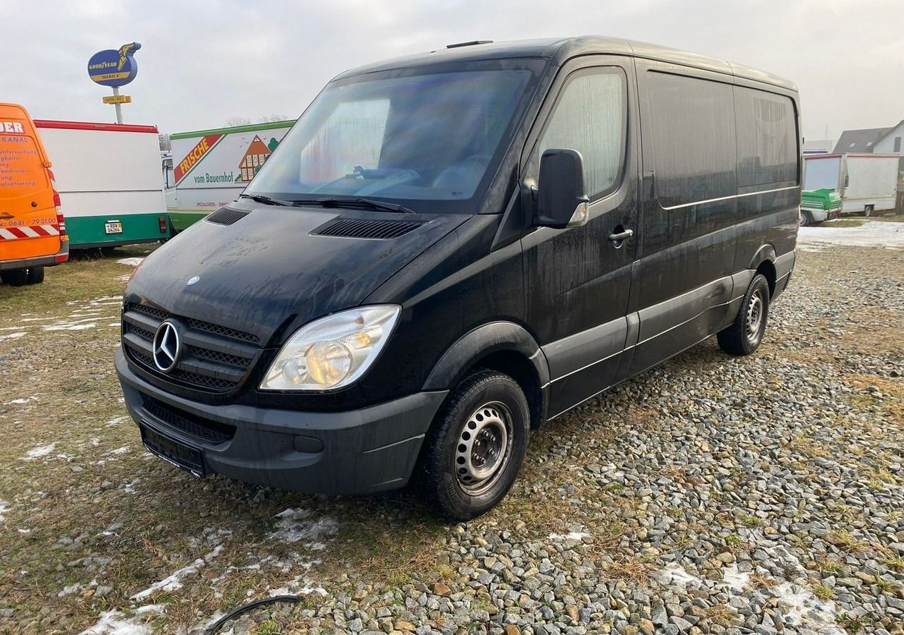 Mercedes-Benz Sprinter Mercedes Sprinter Bankowóz nowy silnik kuloodporny opancerzony 2013 - Furgón: foto 2 Mercedes-Benz Sprinter Mercedes Sprinter Bankowóz nowy silnik kuloodporny opancerzony 2013 - Furgón: foto 2