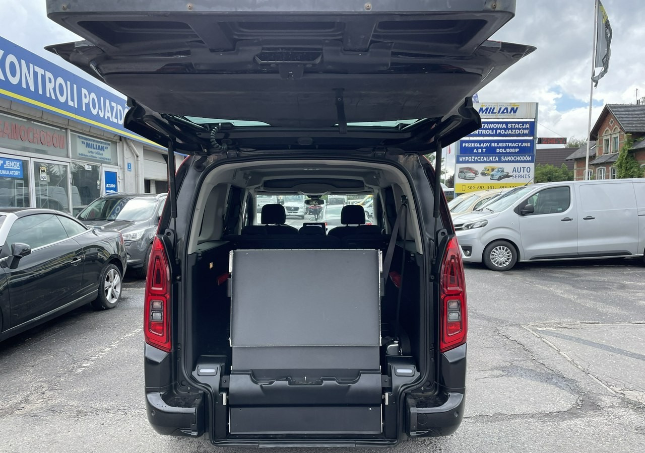 Opel Combo IV Combo Life Combo Life Maxi Niepełnosprawnych inwalida rampa PFRON Model - Coche: foto 3 Opel Combo IV Combo Life Combo Life Maxi Niepełnosprawnych inwalida rampa PFRON Model - Coche: foto 3