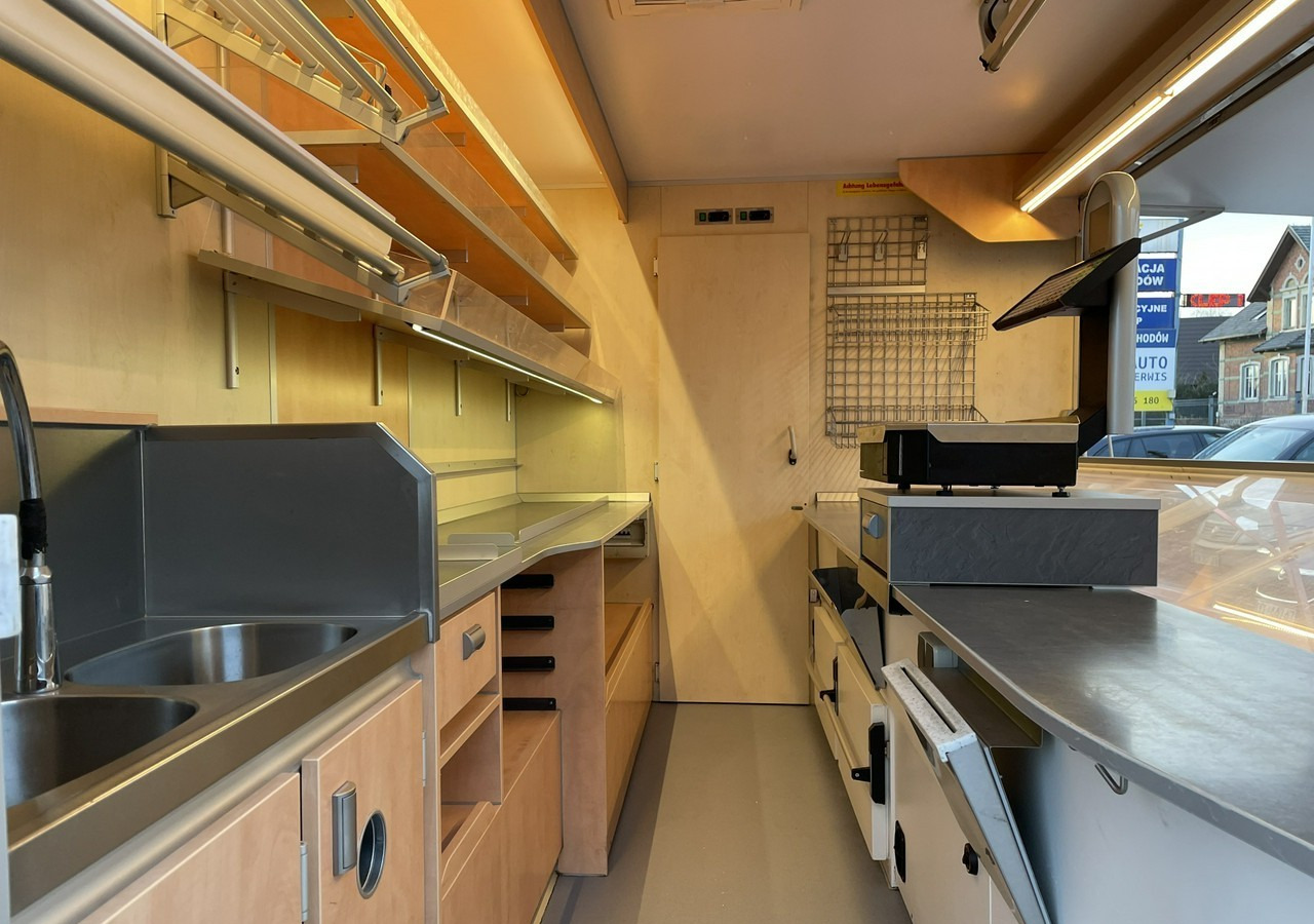 Camión tienda Renault Master Autosklep Wędlin Gastronomiczny Food Truck Foodtruck sklep BORCO 201: foto 11
