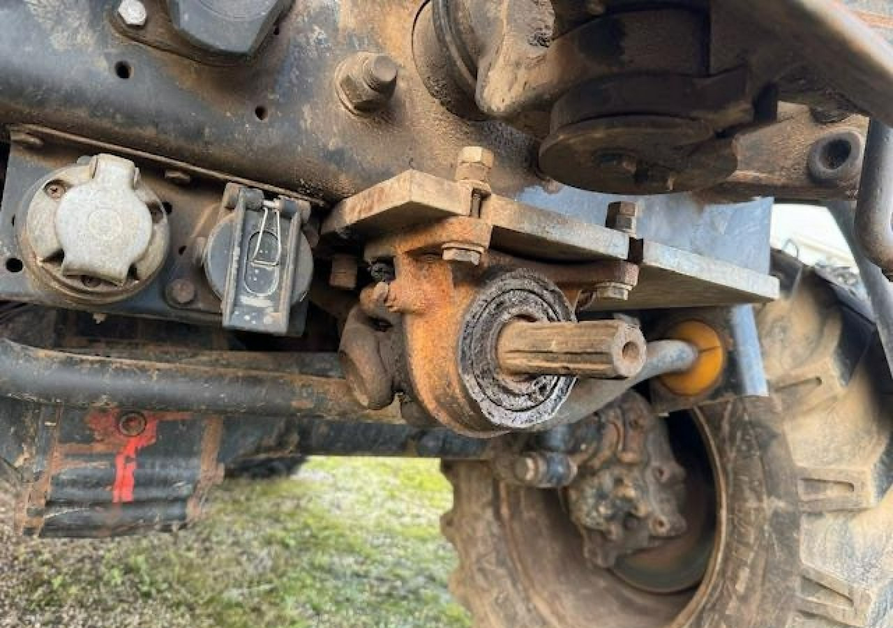 Vehículo municipal Inna Inny Unimog 1400 4X4 Kosiarka bijakowa teleskopowa: foto 7 Vehículo municipal Inna Inny Unimog 1400 4X4 Kosiarka bijakowa teleskopowa: foto 7