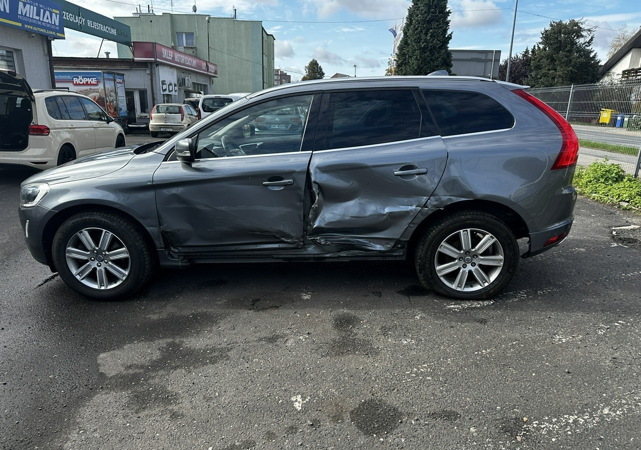 SUV/ Todoterreno Volvo XC60 I Volvo XC 60 D4AWD Bogate wyposażenie 2017: foto 6